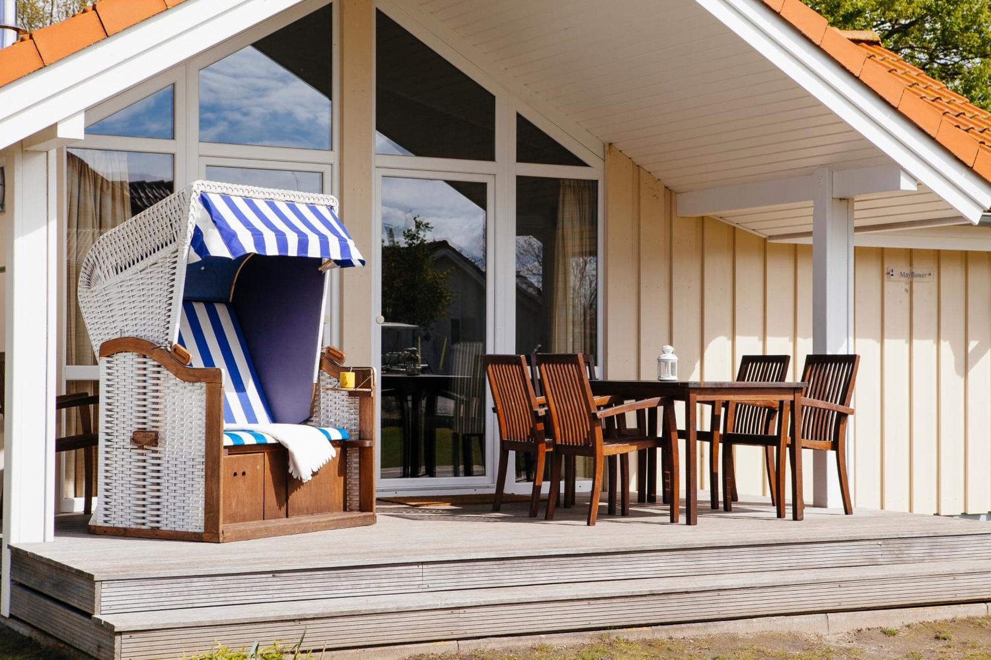 Typ A "Black Pearl" -Kleiner-Belt-Haus- Pelzerhaken Exterior photo
